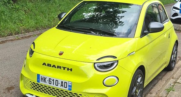location-ABARTH-Saint-Arnoult-en-Yvelines-roadstr