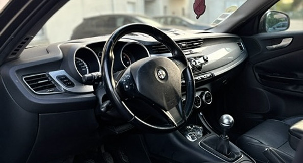 location-ALFA ROMEO-Toulouse-roadstr