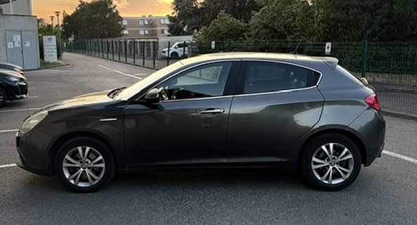 location-ALFA ROMEO-Toulouse-roadstr
