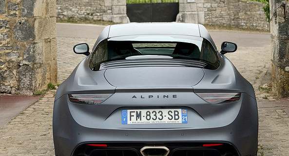 location-ALPINE-Beaune-roadstr