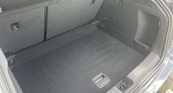 location-AUDI-Angers-roadstr