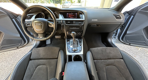 location-AUDI-Hyères-roadstr