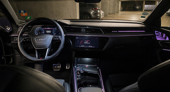 location-AUDI-Lyon-roadstr