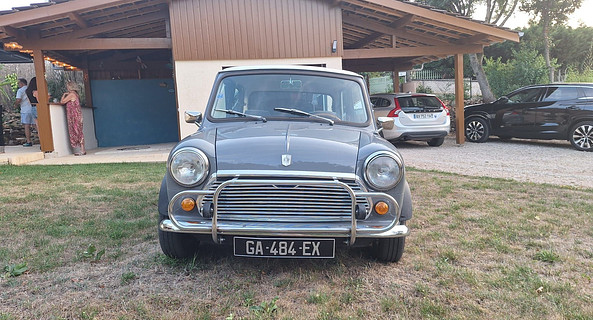 location-AUSTIN-Lyon-roadstr