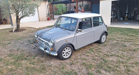 location-AUSTIN-Lyon-roadstr
