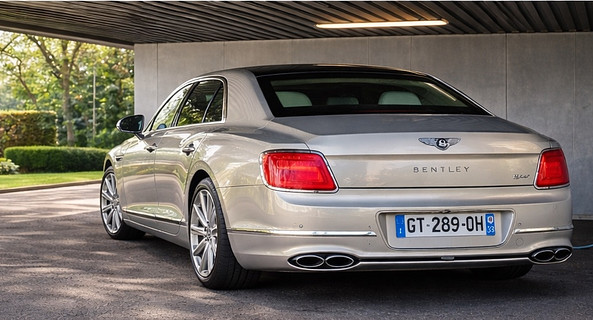 location-BENTLEY-Bruges-roadstr