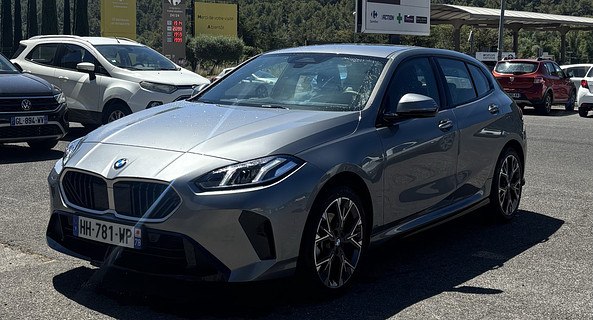 location-BMW-Fréjus-roadstr