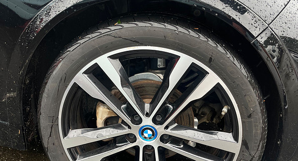 location-BMW-Cestas-roadstr