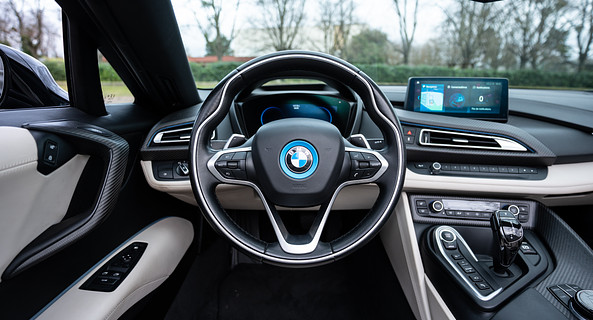 location-BMW-Courbevoie-roadstr