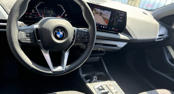 location-BMW-Nice-roadstr