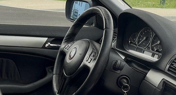 location-BMW-Paris-roadstr