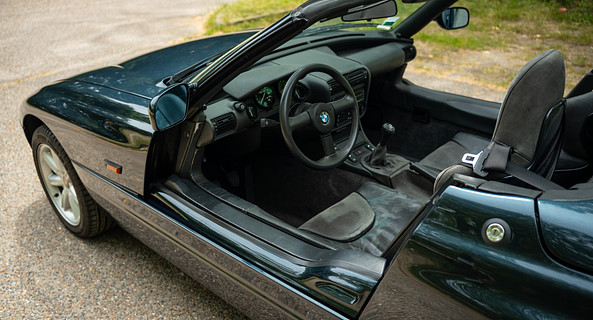 location-BMW-Courbevoie-roadstr