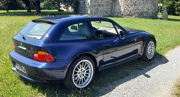 location-BMW-Saint-Pierre-Roche-roadstr