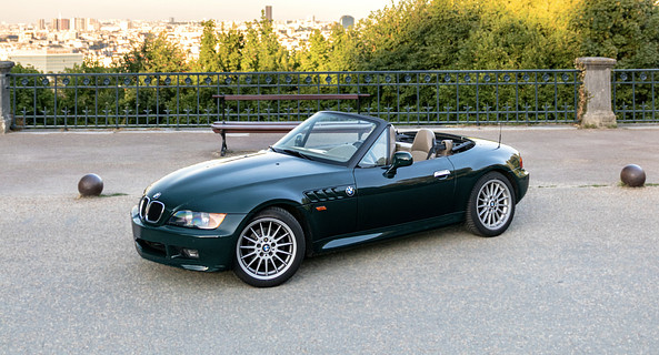location-BMW-Puteaux-roadstr