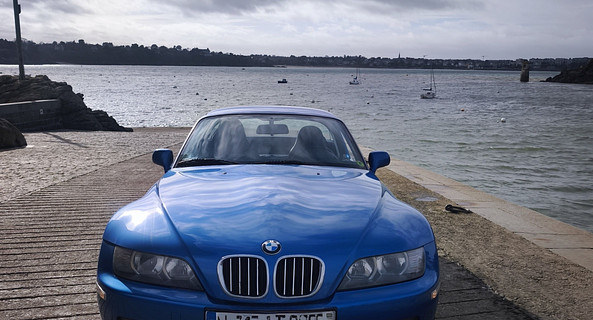 location-BMW-Saint-Coulomb-roadstr