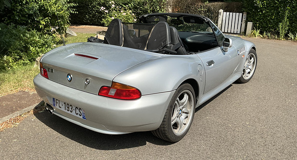 location-BMW-Yerres-roadstr