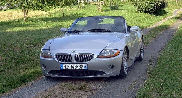 location-BMW-Bourrou-roadstr