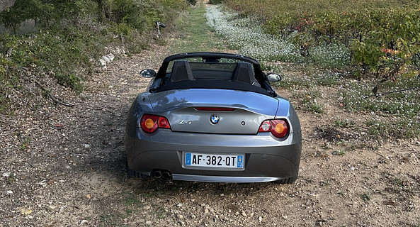 location-BMW-Le Puy-Sainte-Réparade-roadstr