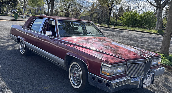 location-CADILLAC-Bron-roadstr