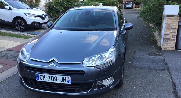 location-CITROEN-Montigny-le-Bretonneux-roadstr