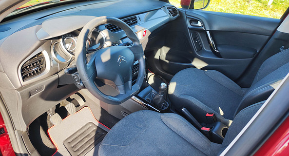 location-CITROEN-Sainte-Eulalie-roadstr