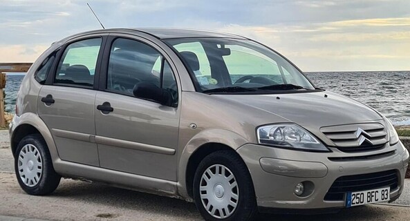 location-CITROEN-Hyères-roadstr