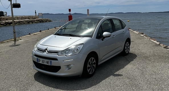 location-CITROEN-Hyères-roadstr