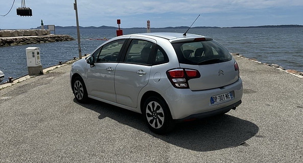 location-CITROEN-Hyères-roadstr