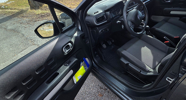 location-CITROEN-Châteauroux-les-Alpes-roadstr