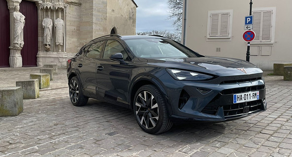 location-CUPRA-Paris-roadstr