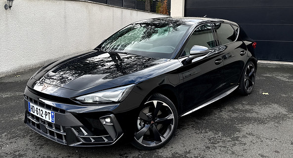location-CUPRA-Saint-Chamond-roadstr