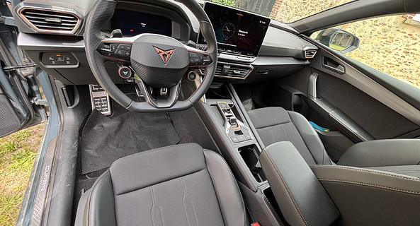 location-CUPRA-Orcemont-roadstr