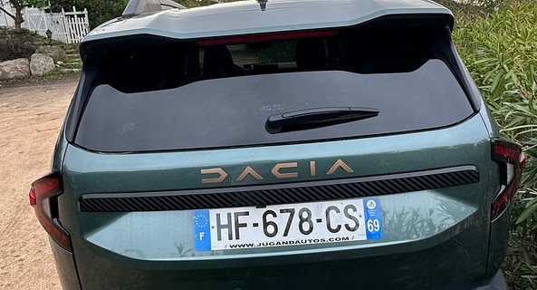 location-DACIA-Coti-Chiavari-roadstr