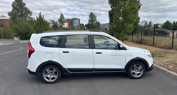 location-DACIA-Goussainville-roadstr