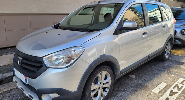 location-DACIA-Villeurbanne-roadstr