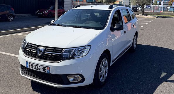 location-DACIA-Castelnau-le-Lez-roadstr