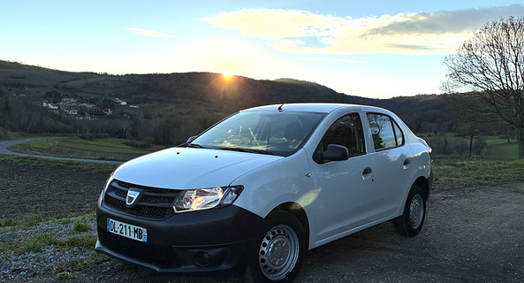 location-DACIA-Riom-roadstr