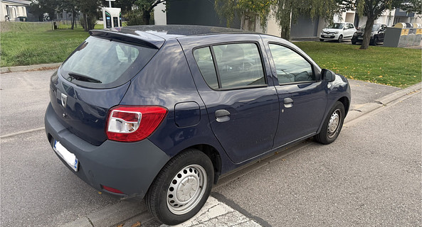 location-DACIA-Nancy-roadstr