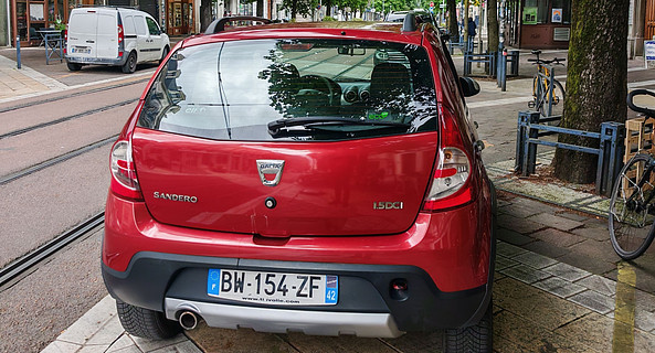 location-DACIA-Ajaccio-roadstr