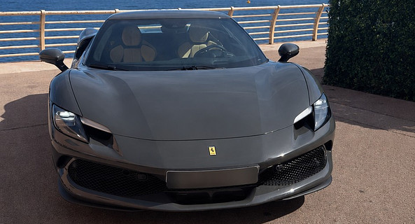 location-FERRARI-Fréjus-roadstr
