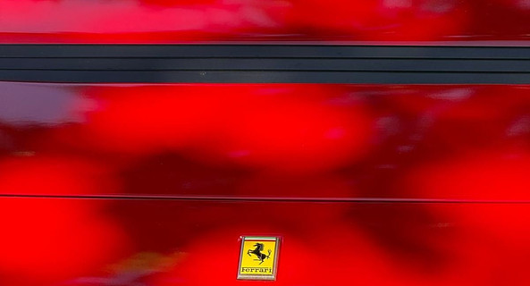 location-FERRARI-Le Lavandou-roadstr