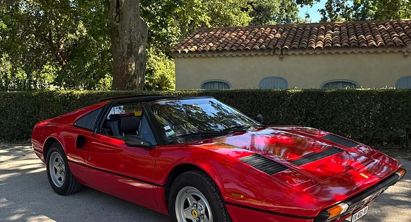 location-FERRARI-Le Lavandou-roadstr