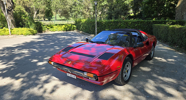 location-FERRARI-Le Lavandou-roadstr