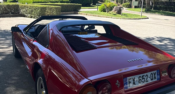 location-FERRARI-Le Lavandou-roadstr