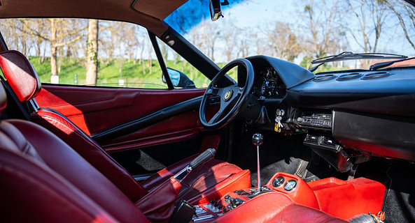 location-FERRARI-Courbevoie-roadstr