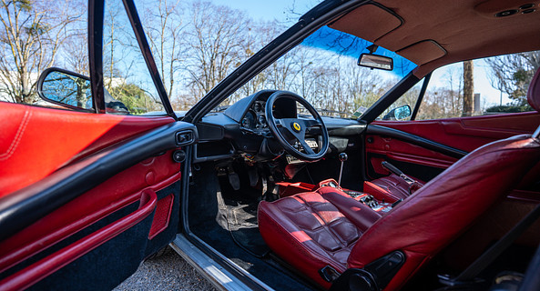 location-FERRARI-Courbevoie-roadstr