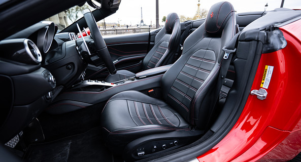 location-FERRARI-Paris-roadstr