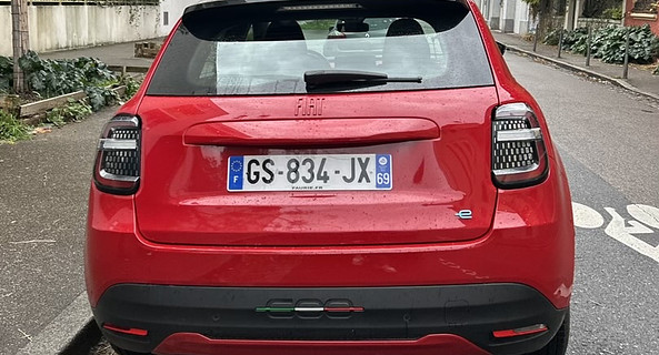 location-FIAT-Lyon-roadstr