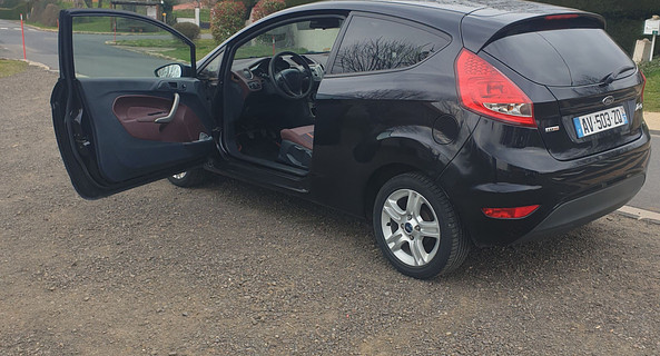 location-FORD-Clermont-Ferrand-roadstr