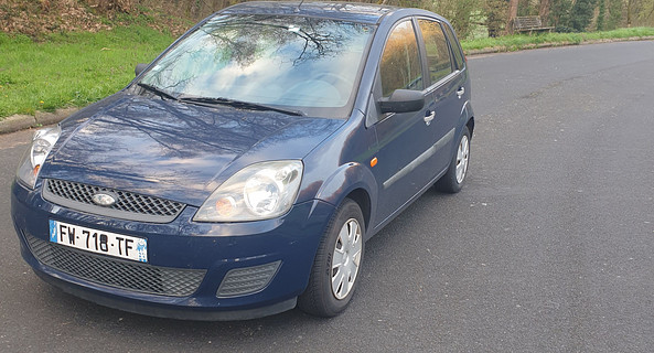 location-FORD-Clermont-Ferrand-roadstr